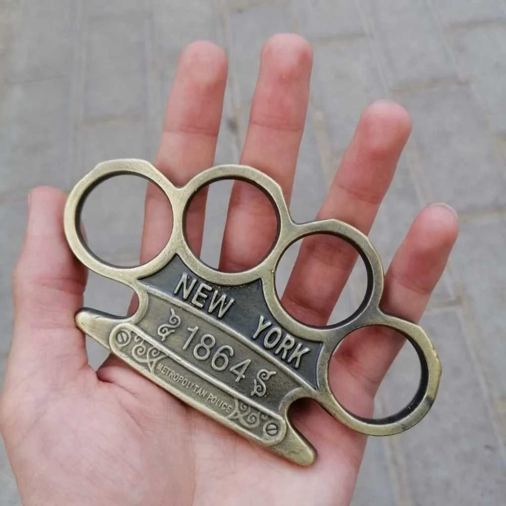 پنجه بوکس طرح نیویورک رنگ زرد قلم